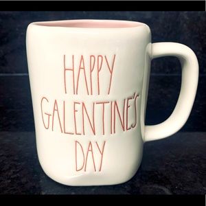 RAE DUNN-Happy Galentine’s Day Mug 💖